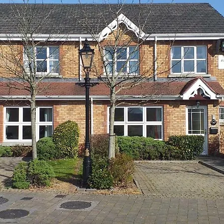 - 30 Ardnua Village * Sligo